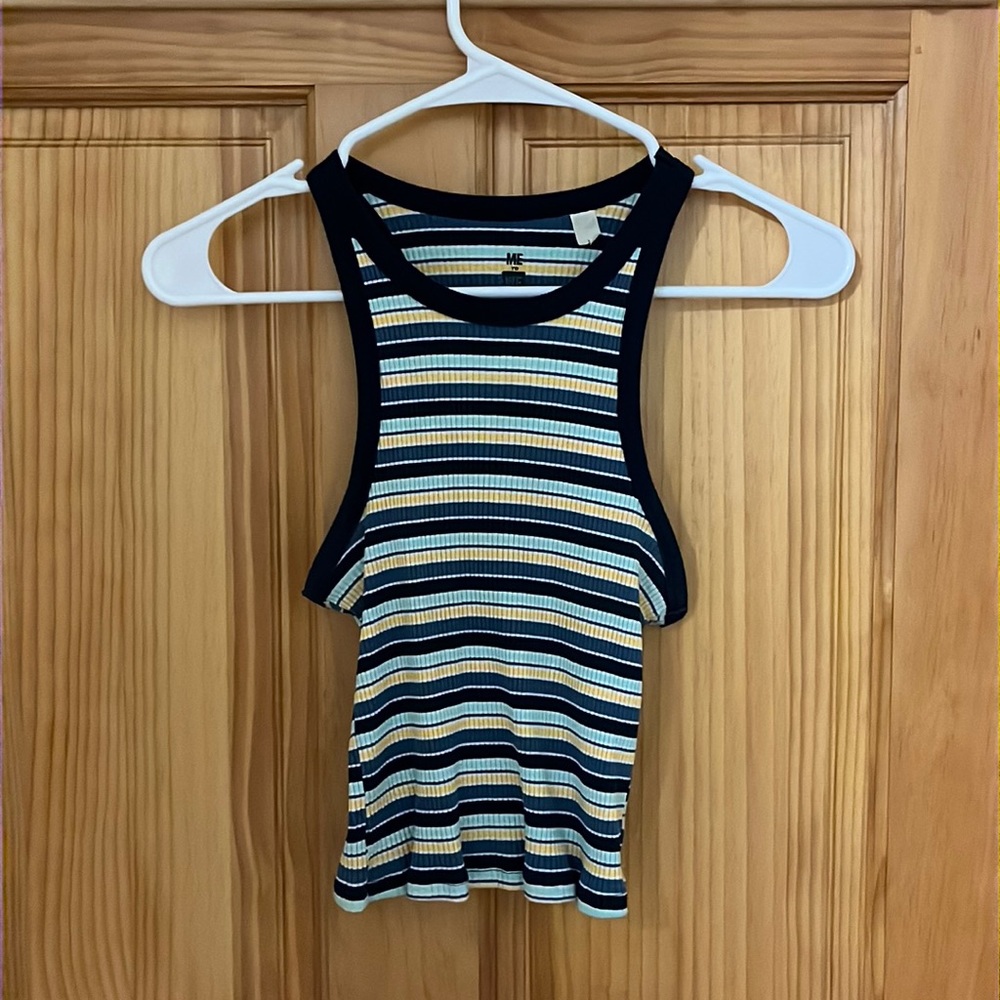 Women’s Vibrant Stripped Cropped Muscle Tank